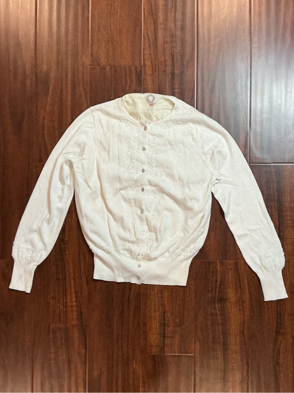 INES DE LA FRESSANGE PARIS Vintage Elegant beaded Cream Button-Up Cardigan
